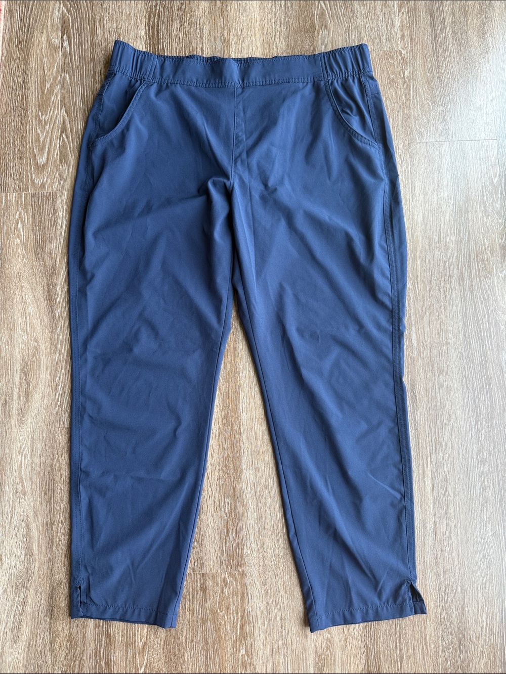 Eddie Bauer Ladies Traveler Pant in Navy